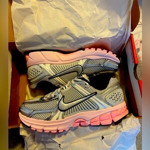 Women’s Nike Zoom Vomero 5